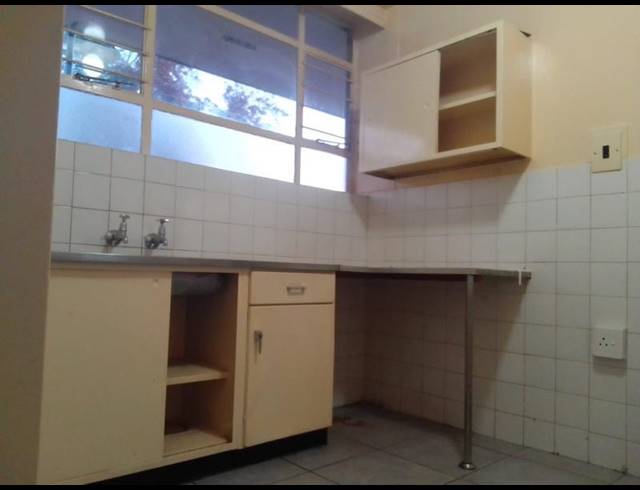 2 BEDROOM PROPERTY TO RENT IN FLORIDA PARK